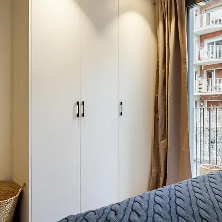 Nema - 3 Bedrooms Balcony In Eixample Esquerra Lejlighed
